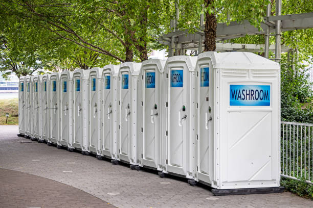 Best Portable restroom trailer rental  in Fayetteville, NY